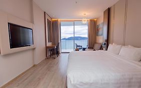 Moonlight Bay Panorama Condotel Ocean View